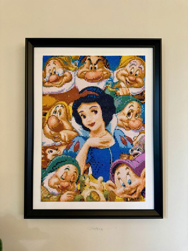 Snow White Diamond Painting