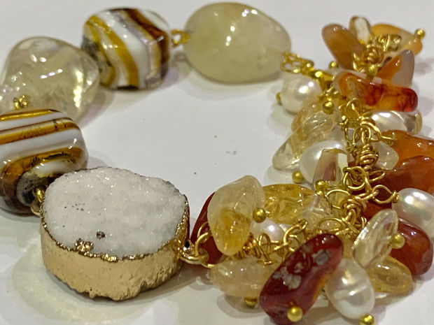 BRĂȚARĂ~SHINING SNOW~agate,citrin,lampwork,druzy,accesorii aurii