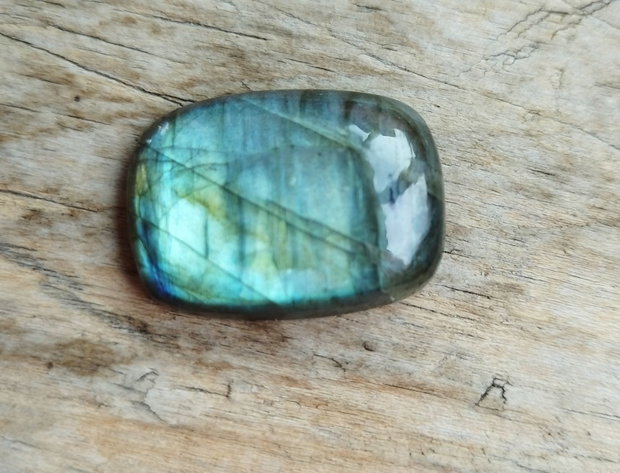 Cabochon labradorit, 28x29x6 mm