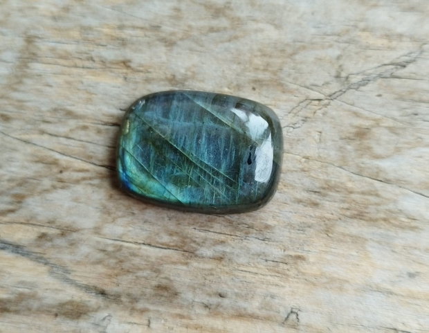 Cabochon labradorit, 28x29x6 mm