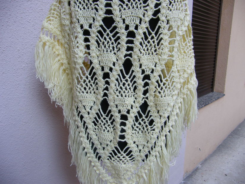 Esarfa crosetata 1,60m
