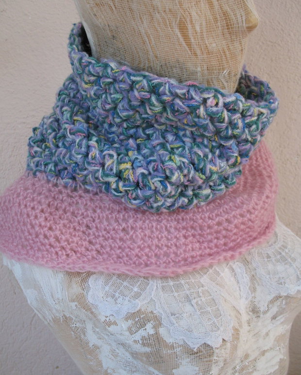Accesoriu/guler/fular crosetat
