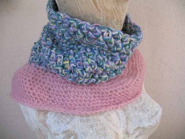 Accesoriu/guler/fular crosetat