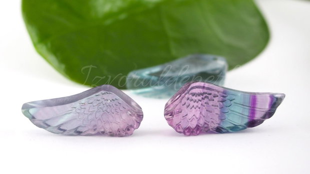 Pandantiv fluorite 31x14x5-7.5mm (1)
