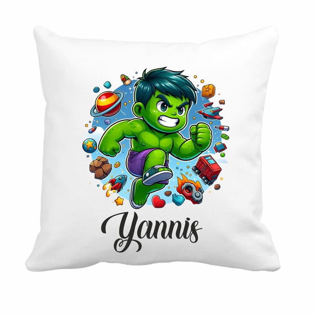 Perna personalizata cu nume, Gradinita, Micul Hulk, 40×40 cm, PGR039