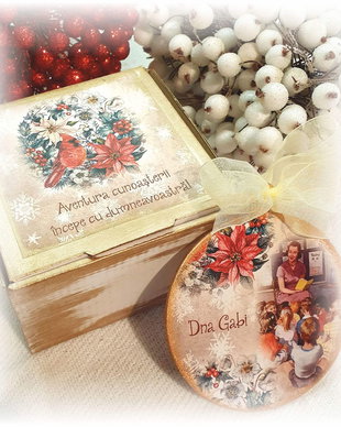 Decoratiune personalizata pentru Craciun, in forma de glob, cadou invatatoare / profesoara / educatoare