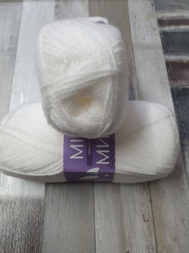 16 - FIR ACRILIC MILA