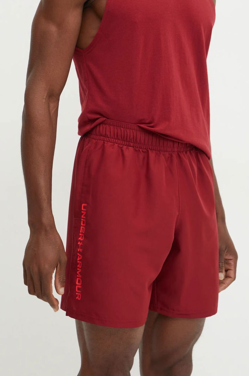 Under Armour pantaloni scurți de antrenament Tech culoarea bordo, 1383356