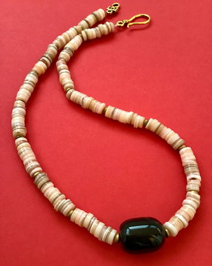 Colier CHOKER sidef crem