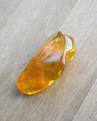 Chihlimbar slefuit (PCH 3)