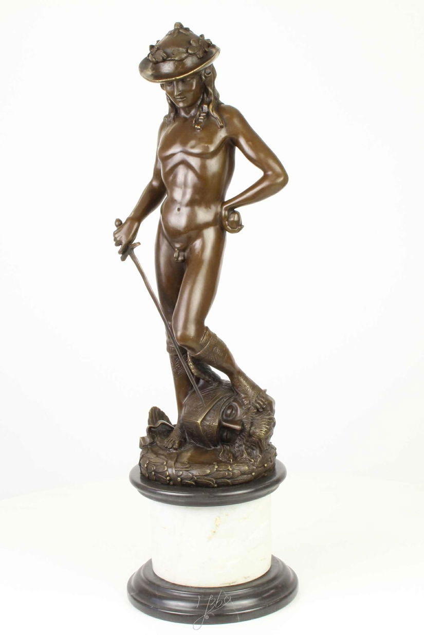 Victoria lui David asupra lui Goliat-statueta din bronz