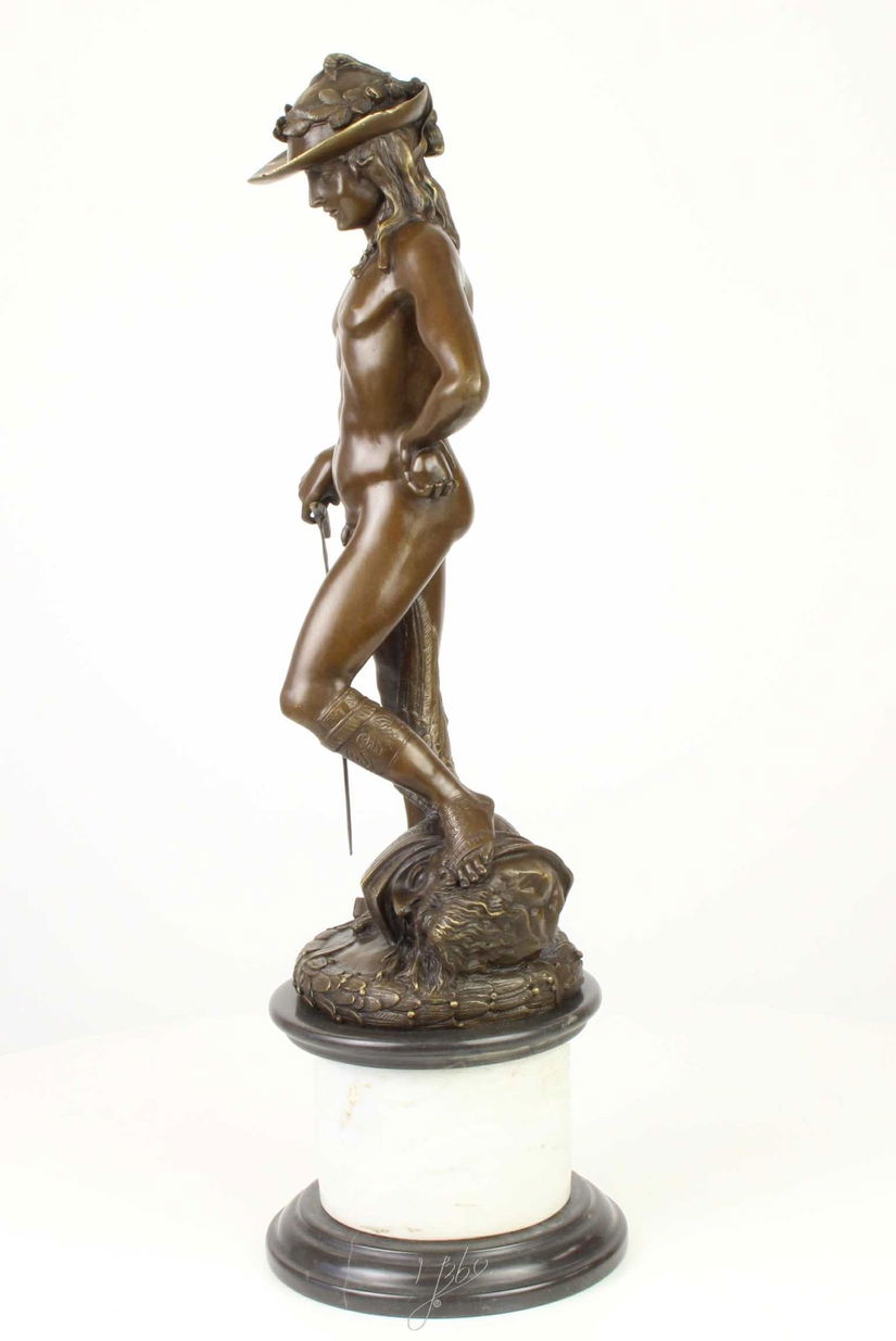 Victoria lui David asupra lui Goliat-statueta din bronz