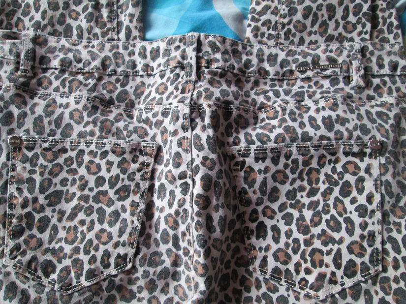 jeans animal print Lipsy London 46