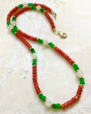 Colier CHOKER jad verde jad rosu, hematit & piatra lunii