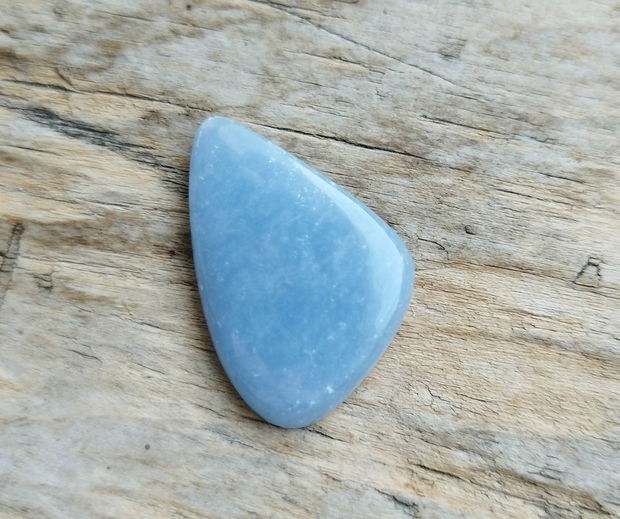 Cabochon angelite, freeform, 28x19 mm