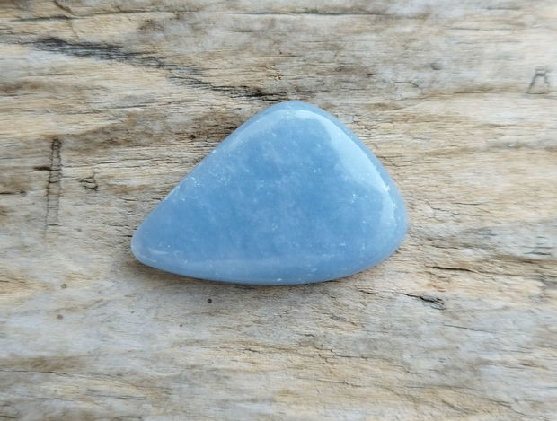 Cabochon angelite, freeform, 28x19 mm