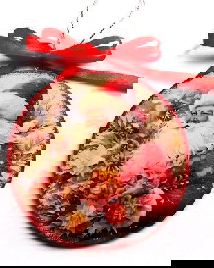 glob pe lemn cu mos craciun 47218