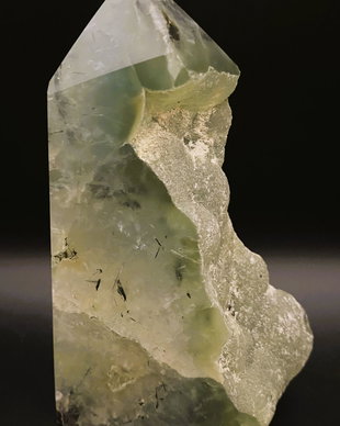 Prehnit - Obelisc brut piatra semipretioasa