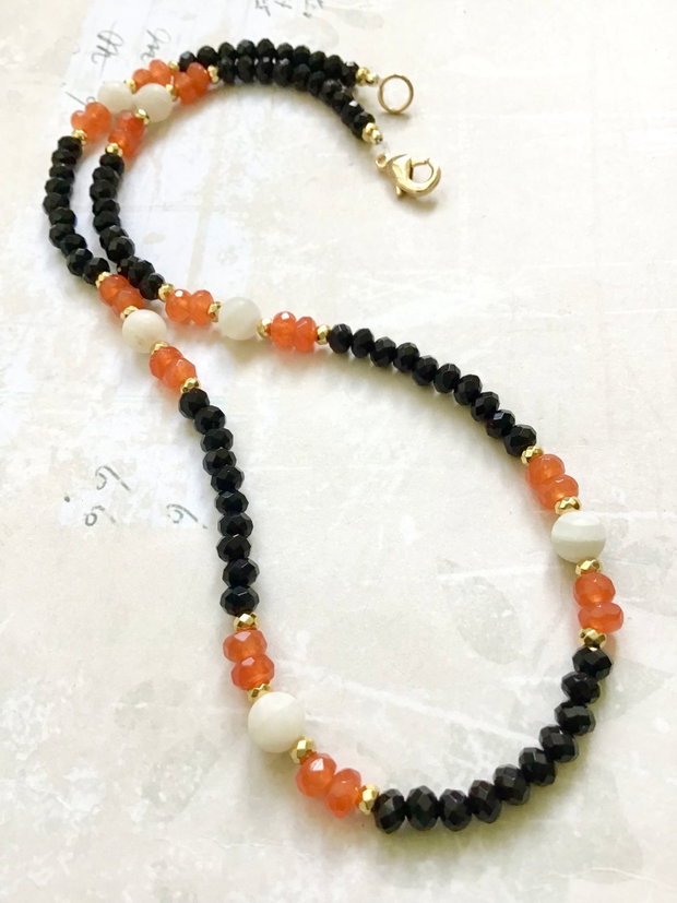 Colier CHOKER onix negru, jad portocaliu, piatra lunii & hematit