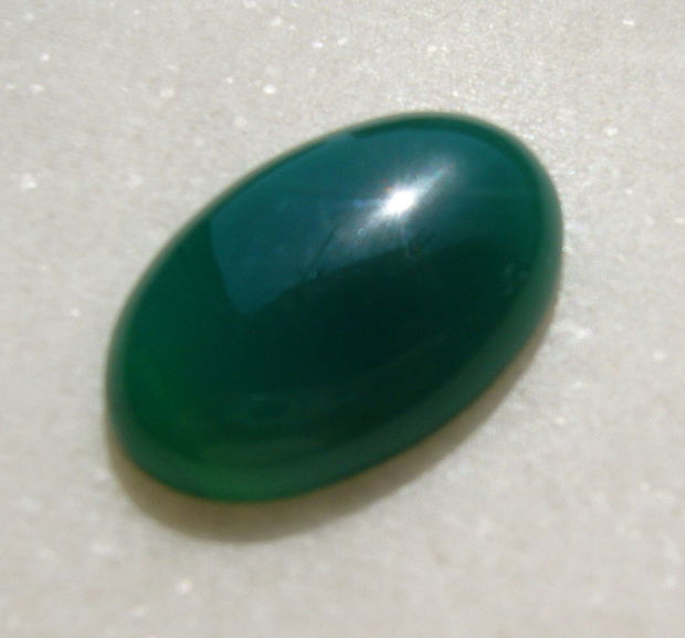 Cabochon agata verde aprox 30x20x7 mm