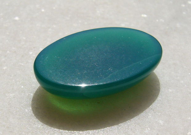 Cabochon agata verde aprox 30x20x7 mm