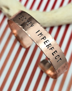 Brățară PERFECTLY IMPERFECT din alama sau cupru texturat