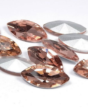 Cabochon din sticla, horse eye, 18x9 mm, piersica