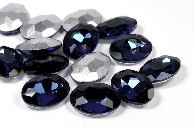 Cabochon din sticla, oval, 10x8 mm, bleumarin