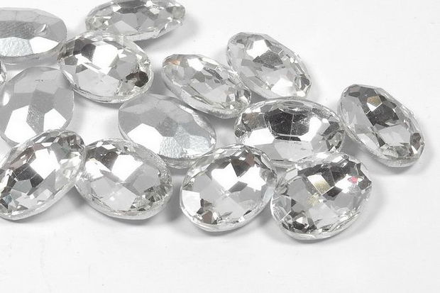 Cabochon din sticla, oval, 10x8 mm, cristal