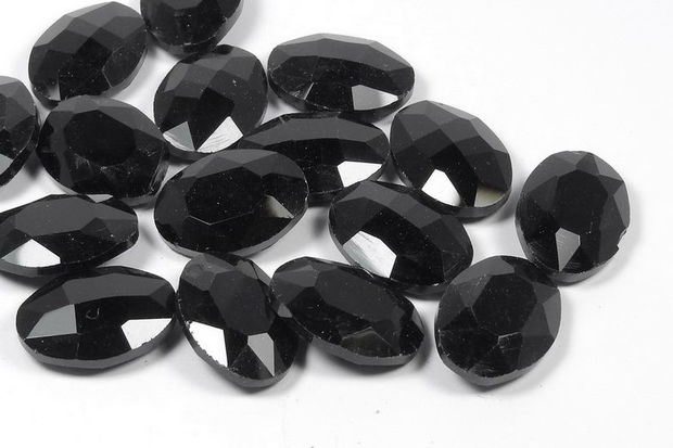 Cabochon din sticla, oval, 14x10 mm, negre