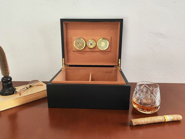 Humidor trabucuri