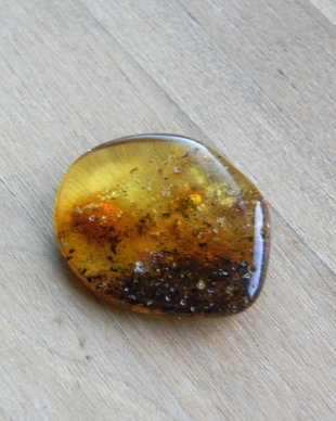 Chihlimbar slefuit (MN 14)