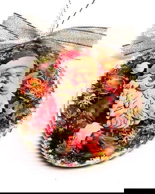 glob pe lemn cu mos craciun 47223