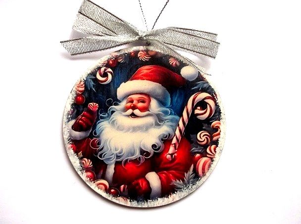 glob pe lemn cu mos craciun 47224