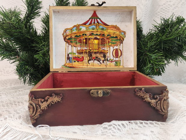 Caseta bijuterii-Carousel