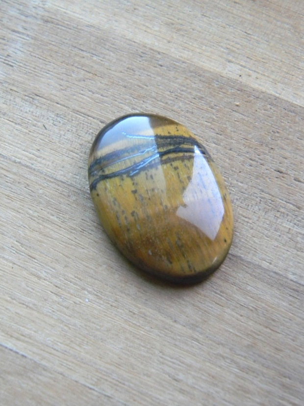Caboson ochi de tigru (MN 14)