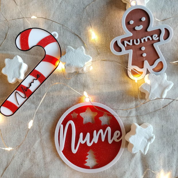 Candy Cane Personalizat - Decorațiune în formă de Acadică și Numele Dorit