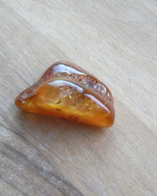Chihlimbar slefuit (MN 14)