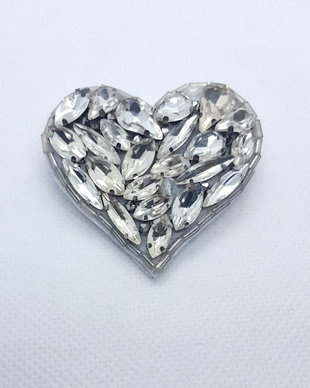 Iced heart - broșă din cristale de sticlă
