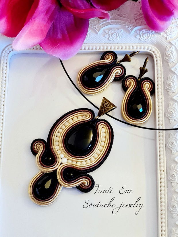 Set soutache cu onix și cristale