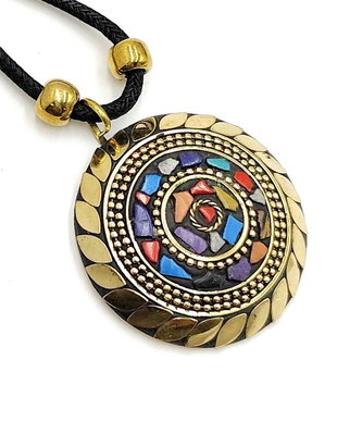 Colier pandantiv rotund, model tibetan, auriu cu pietre multicolore, 4310