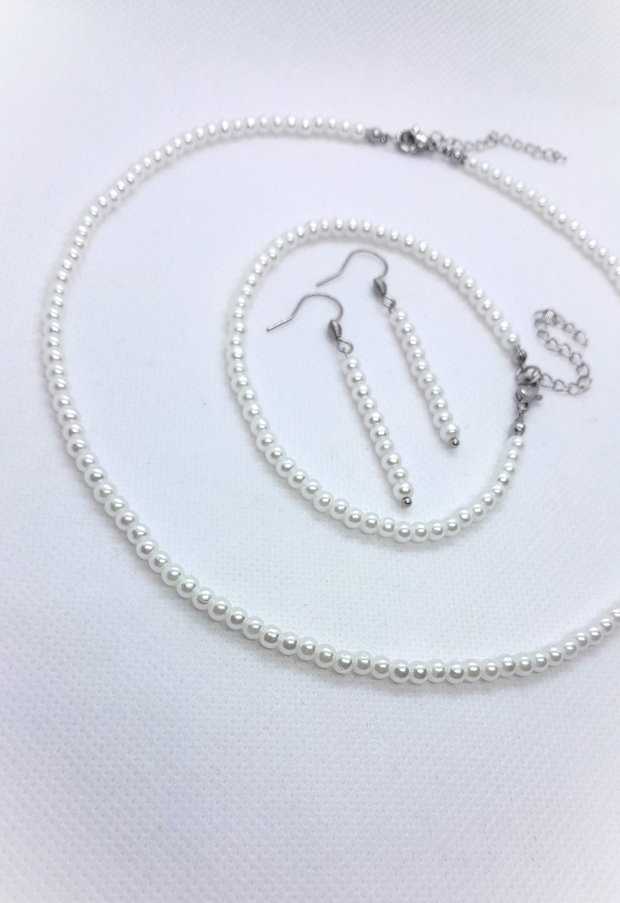 Set elegant colier, brățară și cercei din perle de sticlă - alb