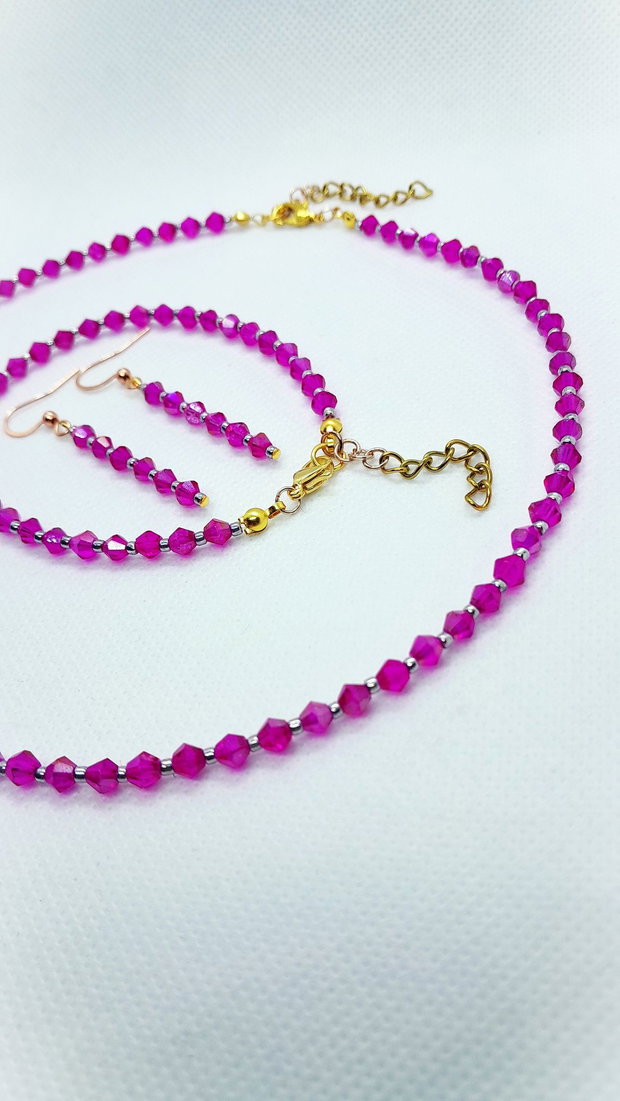 Set elegant colier, brățară și cercei din cristale de sticla - fucsia