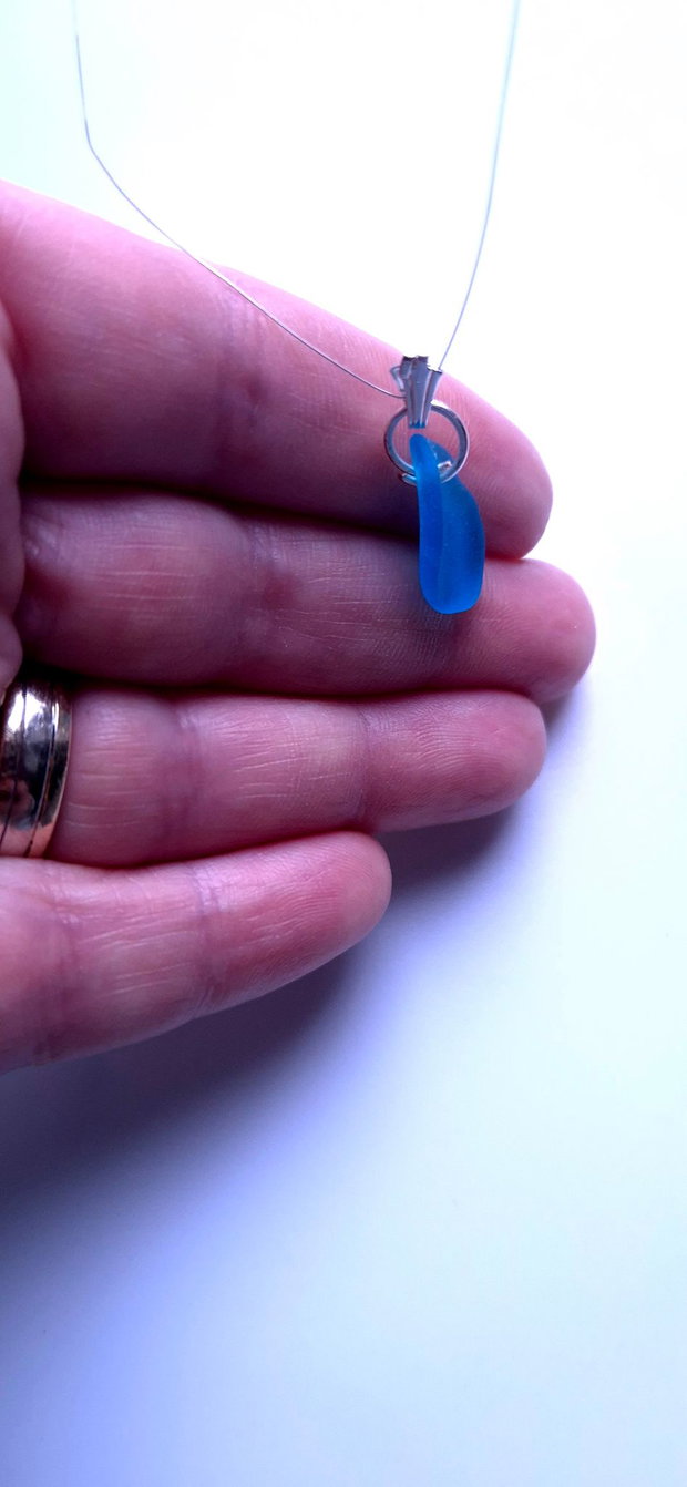 Colier argintat cu sticla de mare-sea glass turcoaz