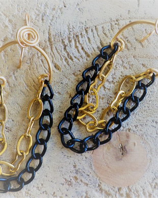 Cercei handmade din sarma si lantisoare