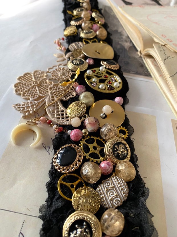 Brau elegant cu accesorii aurii vintage・Accesorii vintage・Brau vintage・Brau festiv