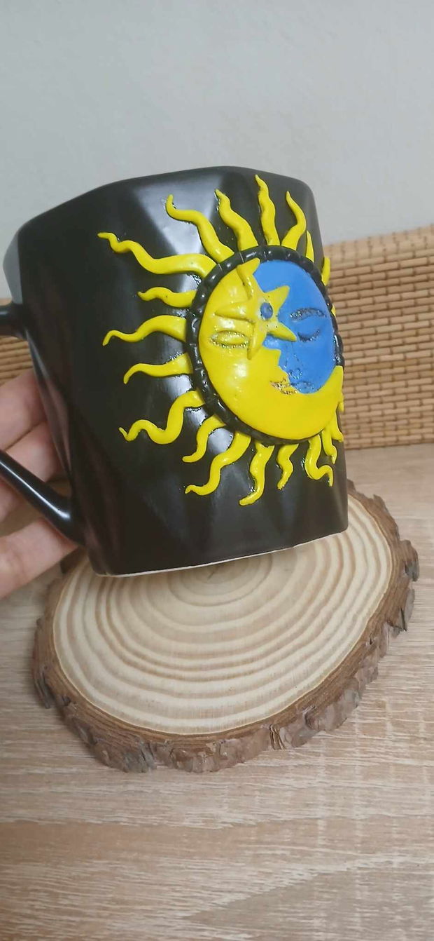 Căni decorate manual