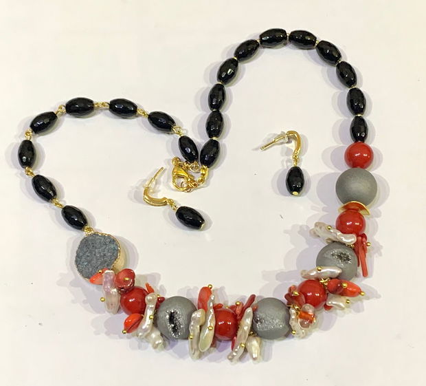 SET ~IT S CHRISTMAS TIME~onix,coral,sidef,perle,agate druzy,inox,zamac,accesorii aurii