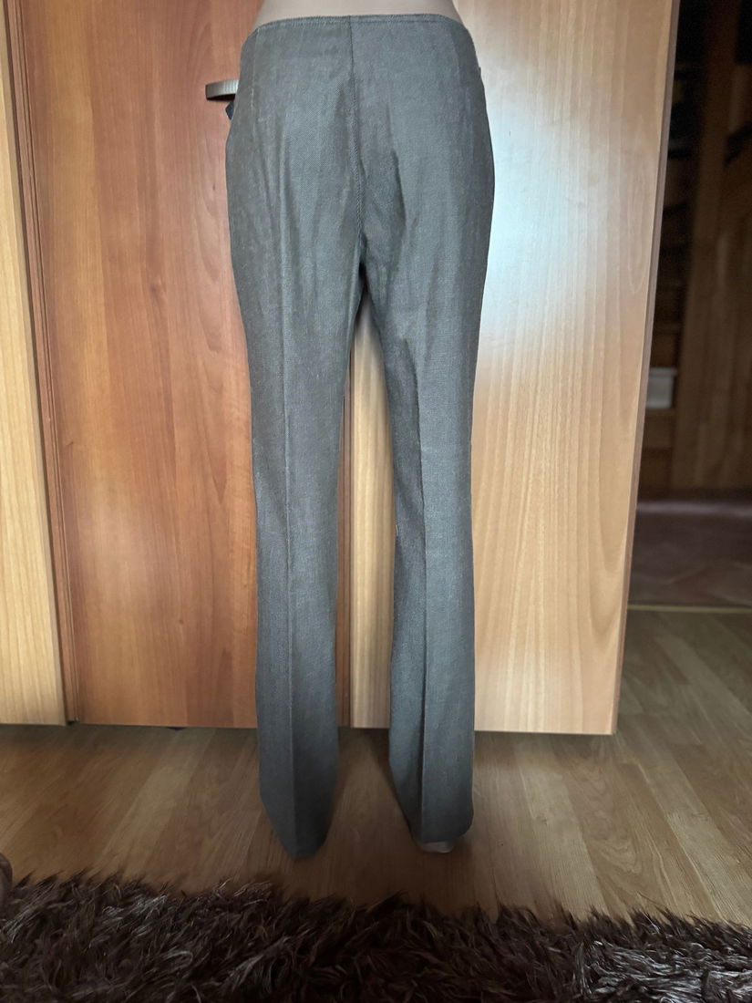 Pantaloni Moschino originali mărime 42 It 8 USA 38 D