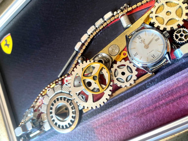 Masina model Ferrari Cod M 659・Tablou masini・Cadouri pentru prieteni・Masini de epoca・Colaj accesorii metalice
